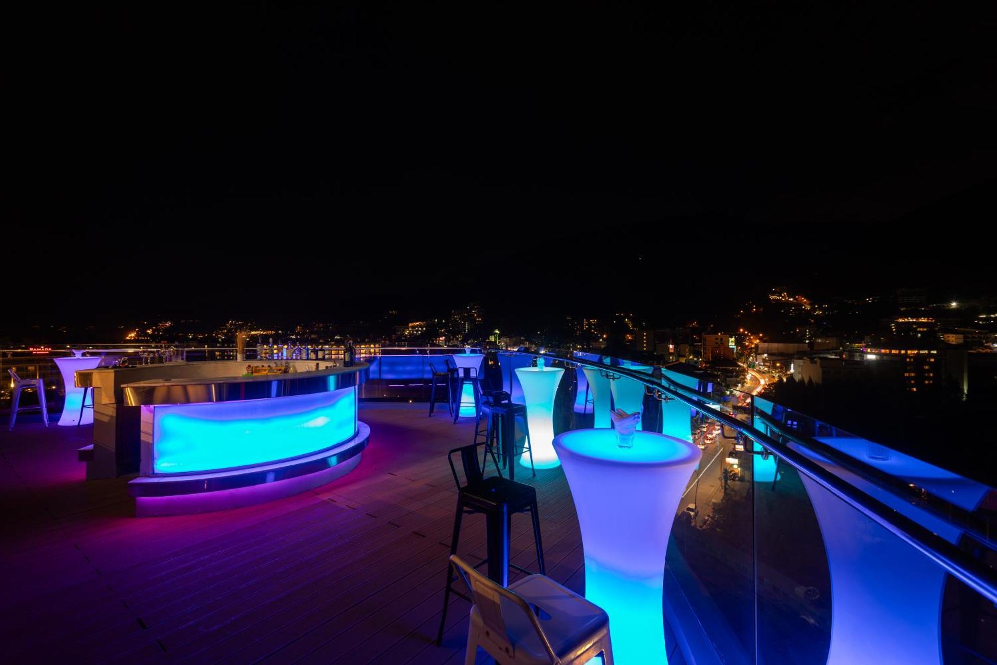 The Marina Phuket Hotel Patong Exterior foto