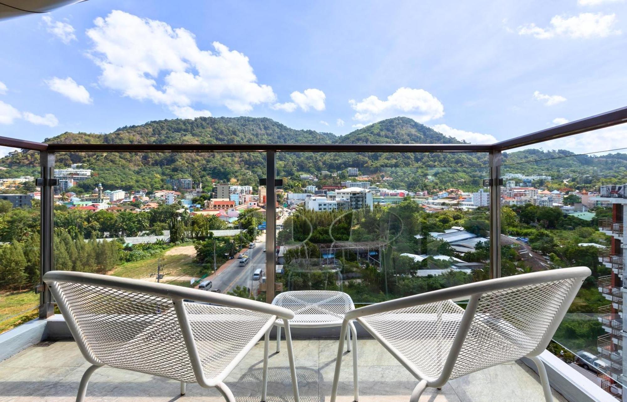 The Marina Phuket Hotel Patong Exterior foto