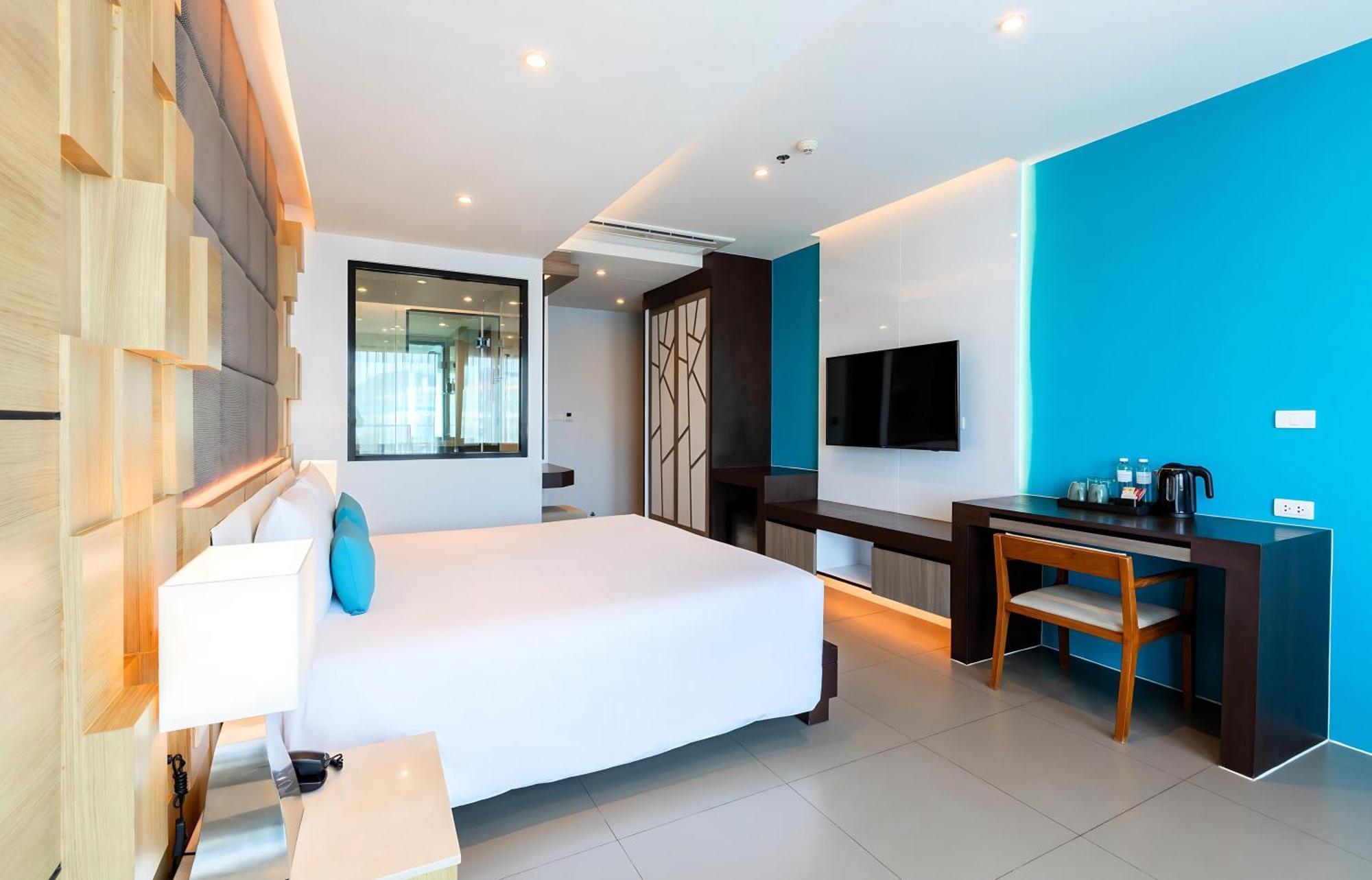 The Marina Phuket Hotel Patong Exterior foto