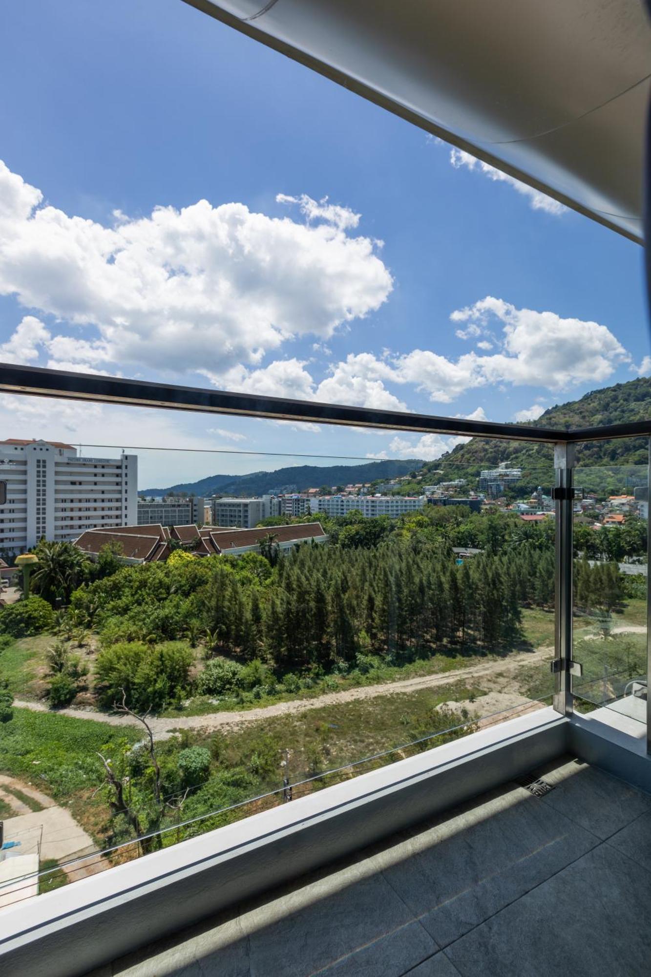 The Marina Phuket Hotel Patong Exterior foto